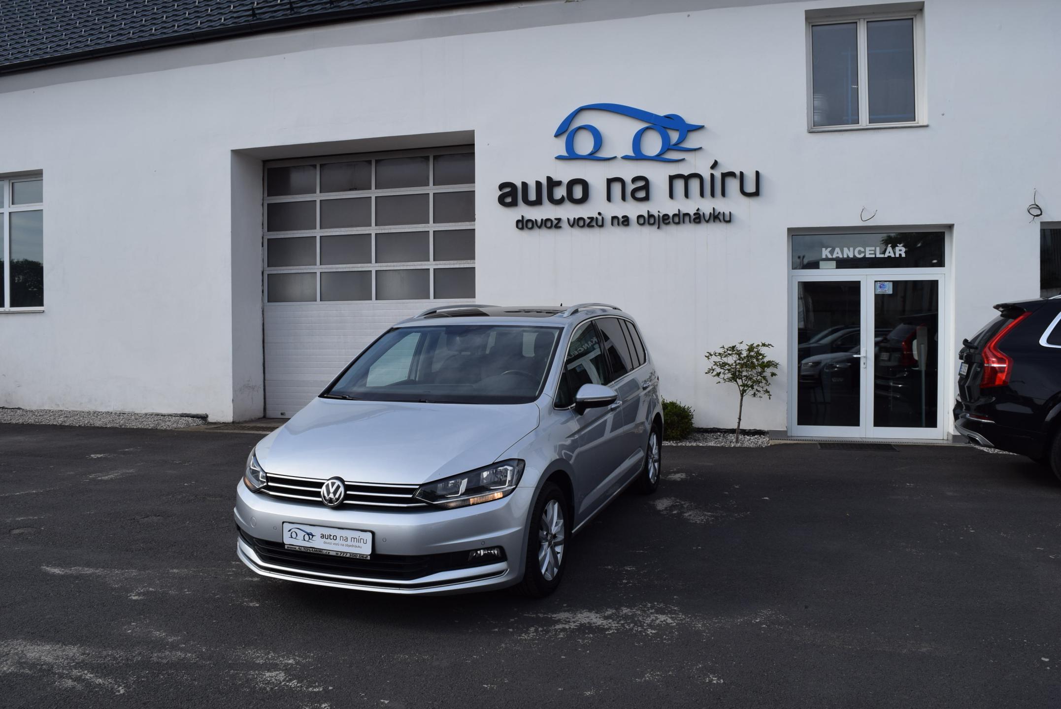 Volkswagen Touran 1.4TSI 110kw HIGHLINE 7M TAŽN