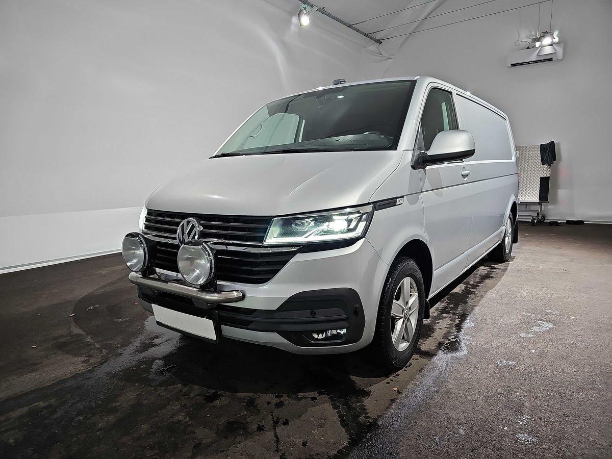 Volkswagen Transporter 2.0TDI 110kW DSG ACC 4M LONG