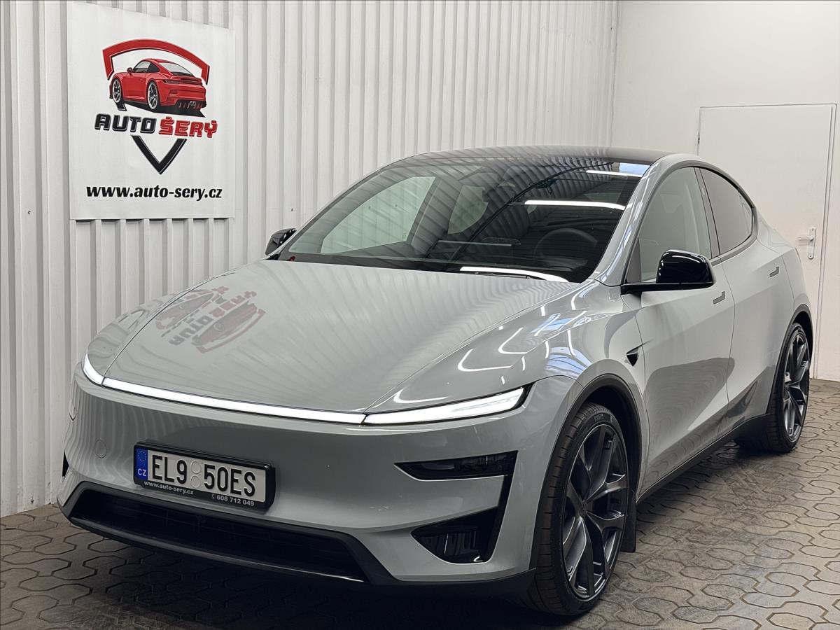 Tesla Model Y Performance Nardo Grey