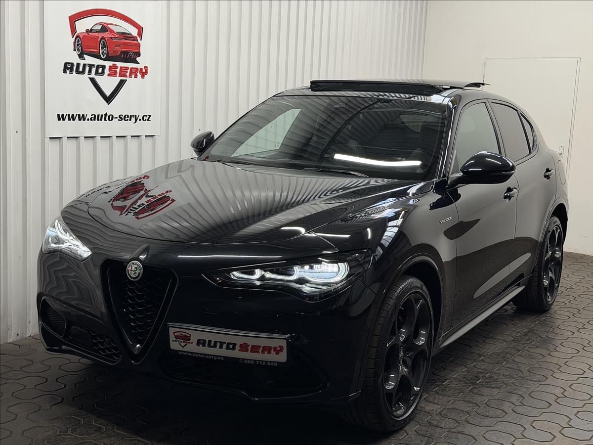 Alfa Romeo Stelvio VELOCE 154kW Q4 PANO H&K R21