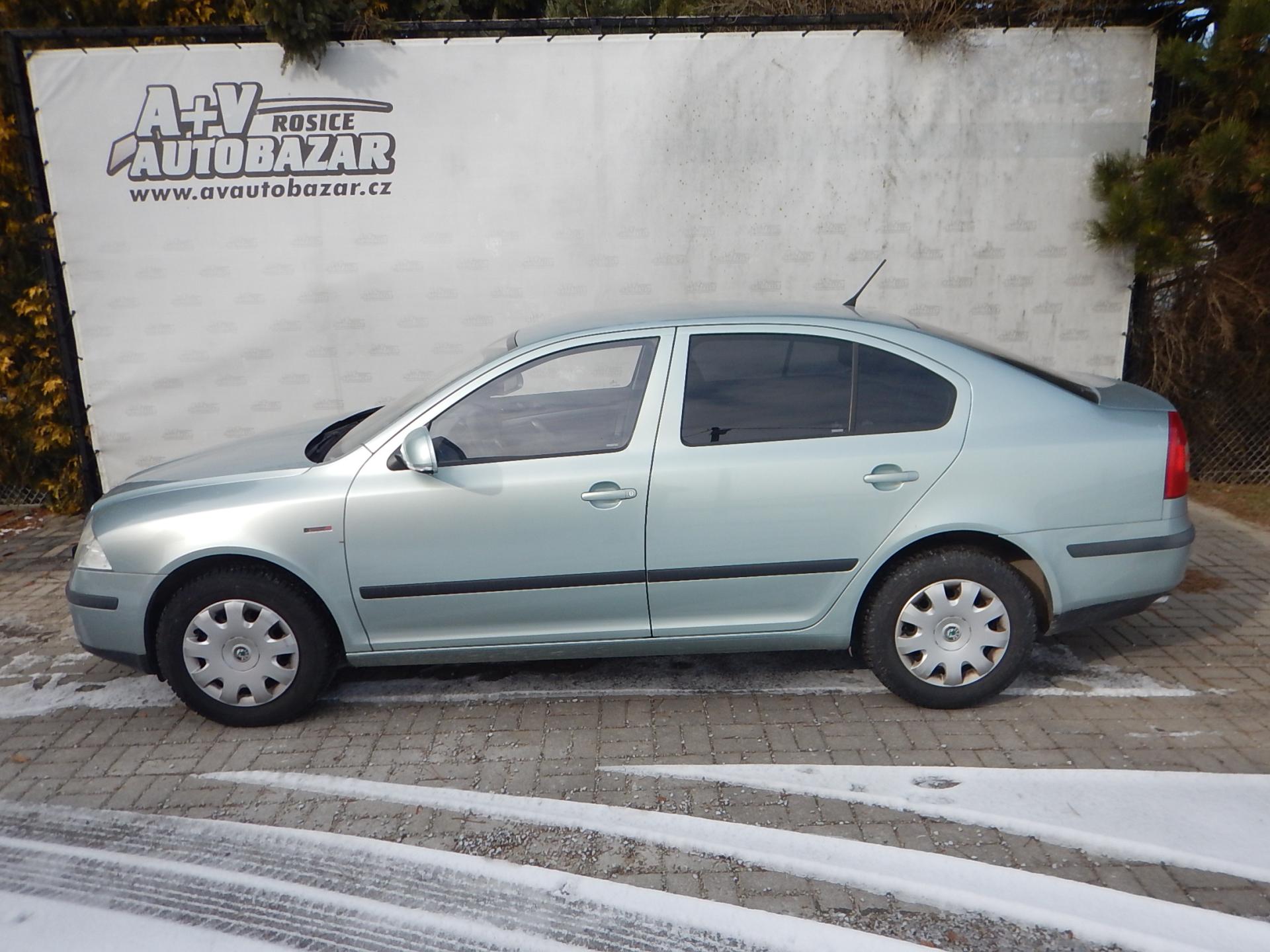 Škoda Octavia II 1.6i, 75 kW, ČR, 1. MAJ.