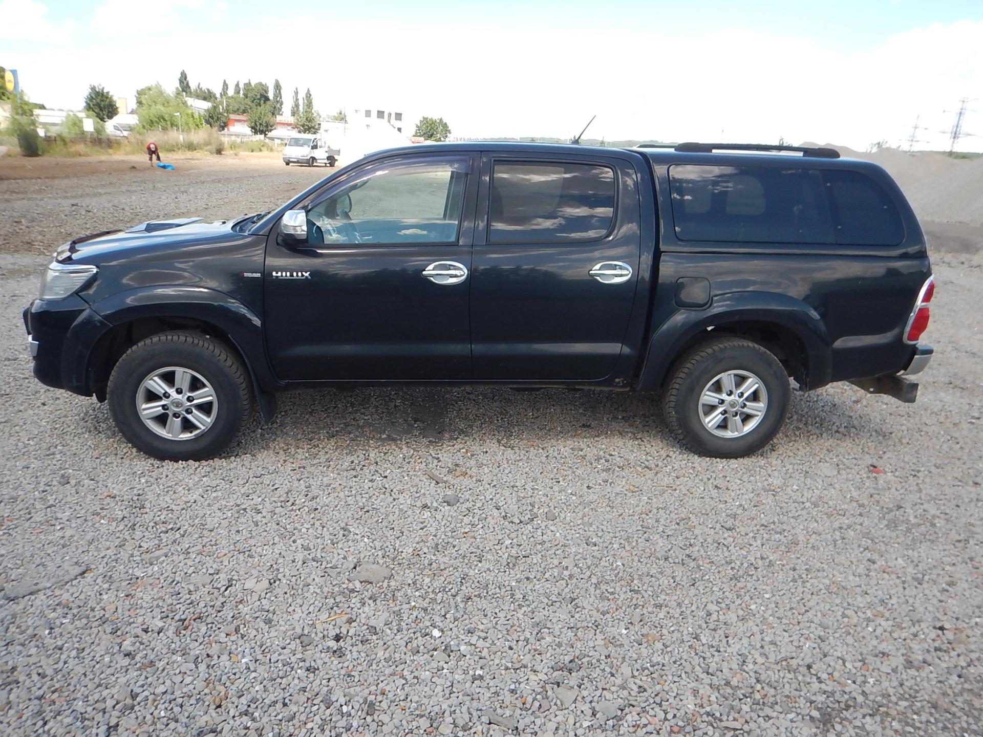 Toyota Hilux 3.0 D-4D, 4x4, AUTOMAT, TAŽNÉ