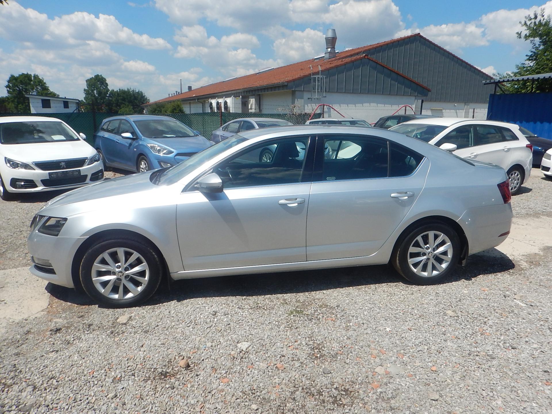 Škoda Octavia 1.6 TDI 85 KW DSG
