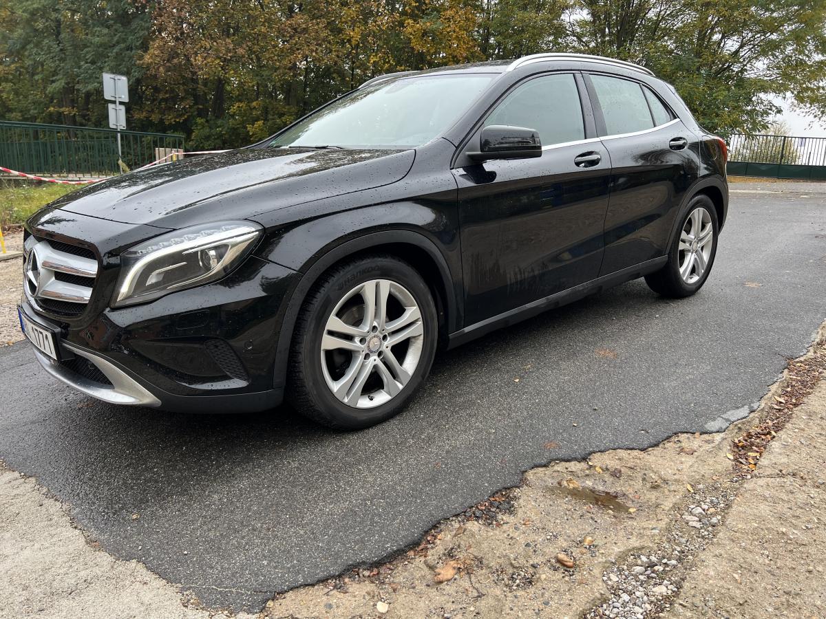 Mercedes-Benz GLA 200d 4Matic Urban-ODPOČET DPH