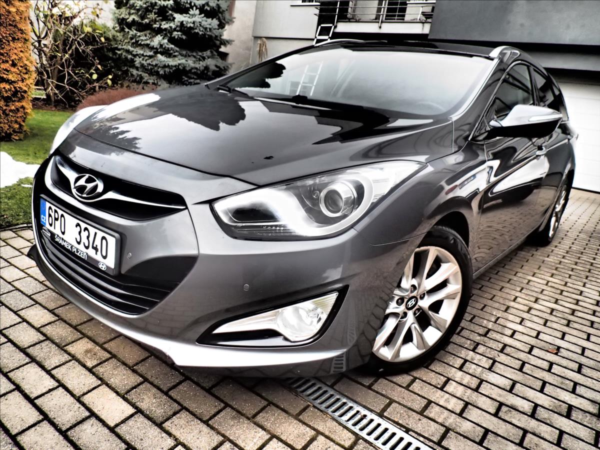 Hyundai i40 1,7 100KW,ČR,couvací kamera