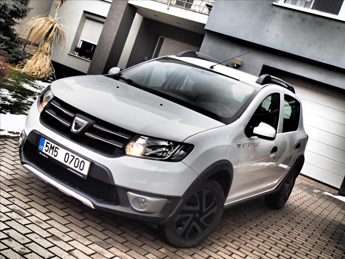 Dacia Sandero 0,9 ČR, Navigace