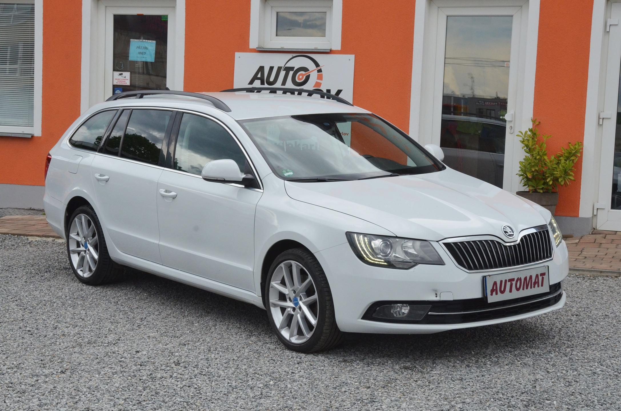 Škoda Superb 2.0 TDi DSG 4x4 WEBASTO /TAŽNÉ - foto 6