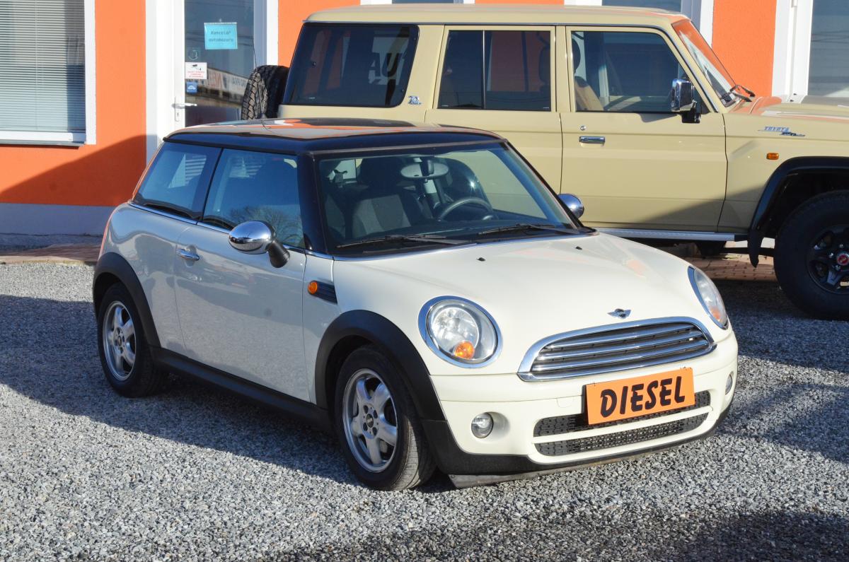 Mini Cooper 1.6 D 80kW / KLIMATIZACE