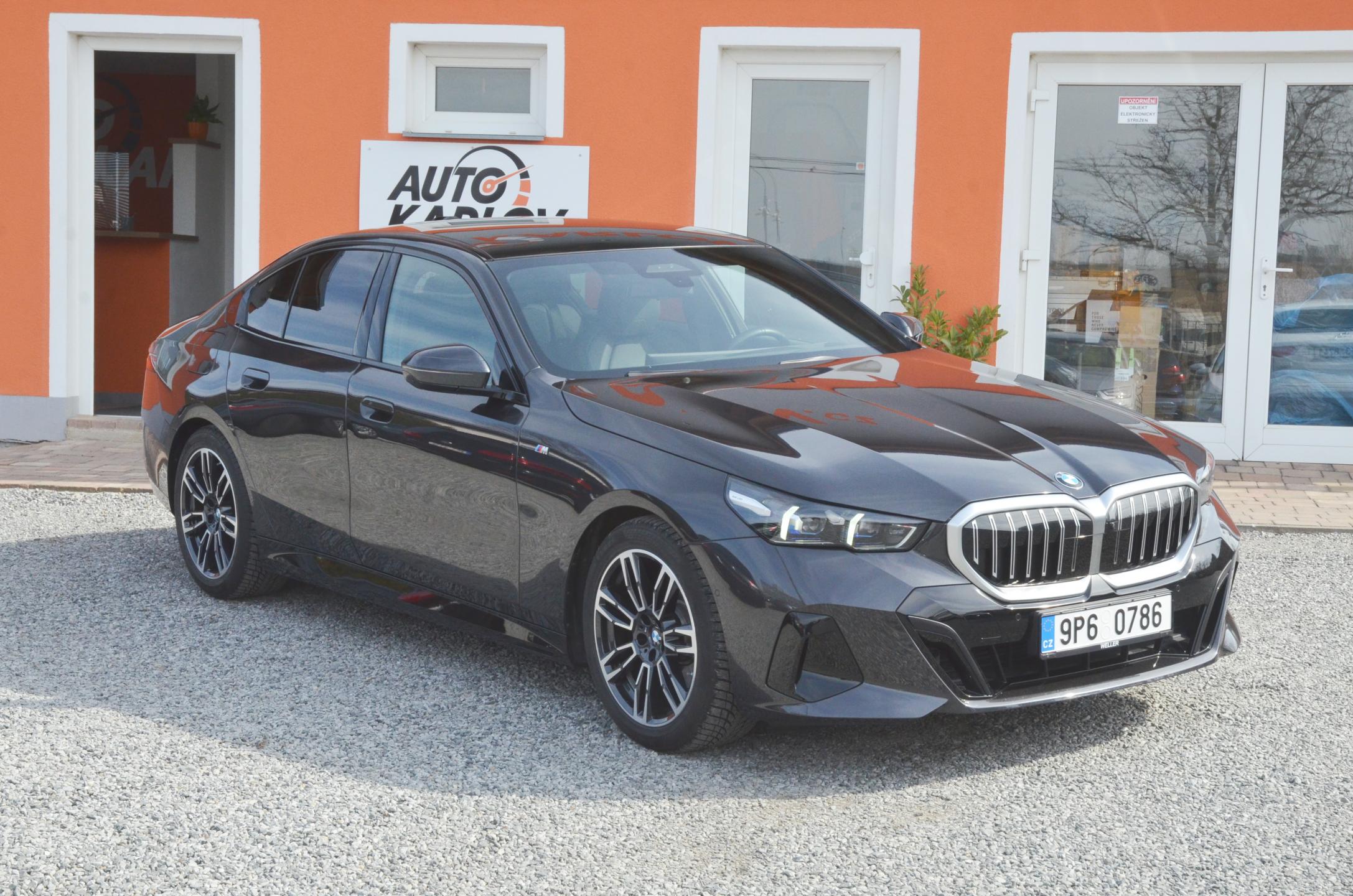BMW Řada 5 520dA M-Sport MAX. VÝBAVA