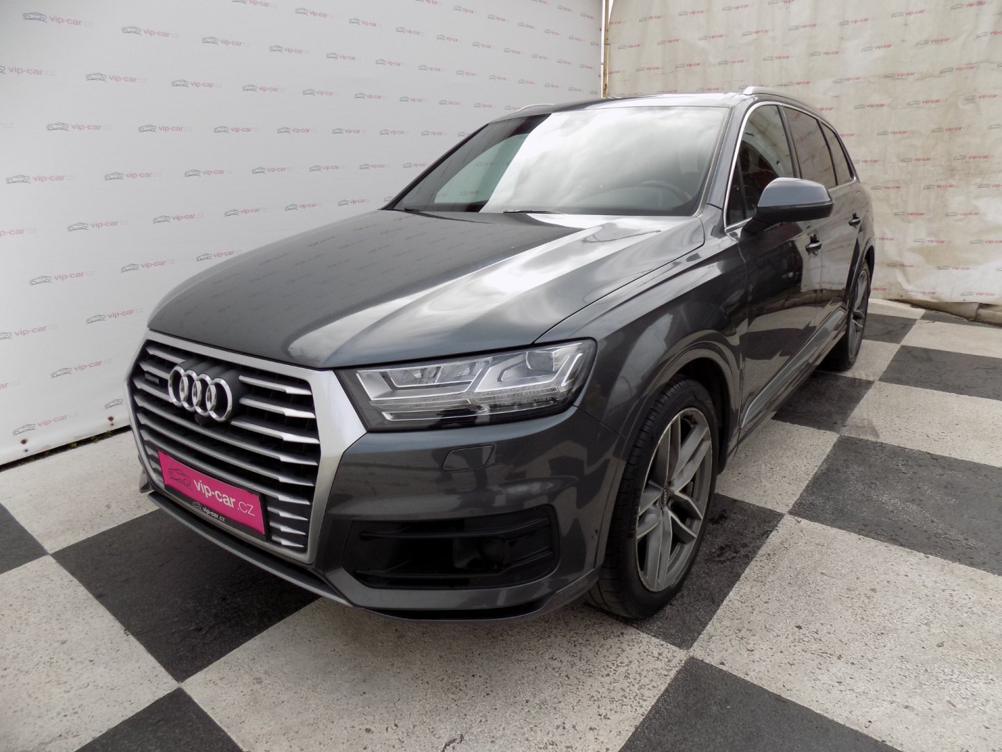 Audi Q7 3.0TDI/E-Tron/4x4/Full-LED/