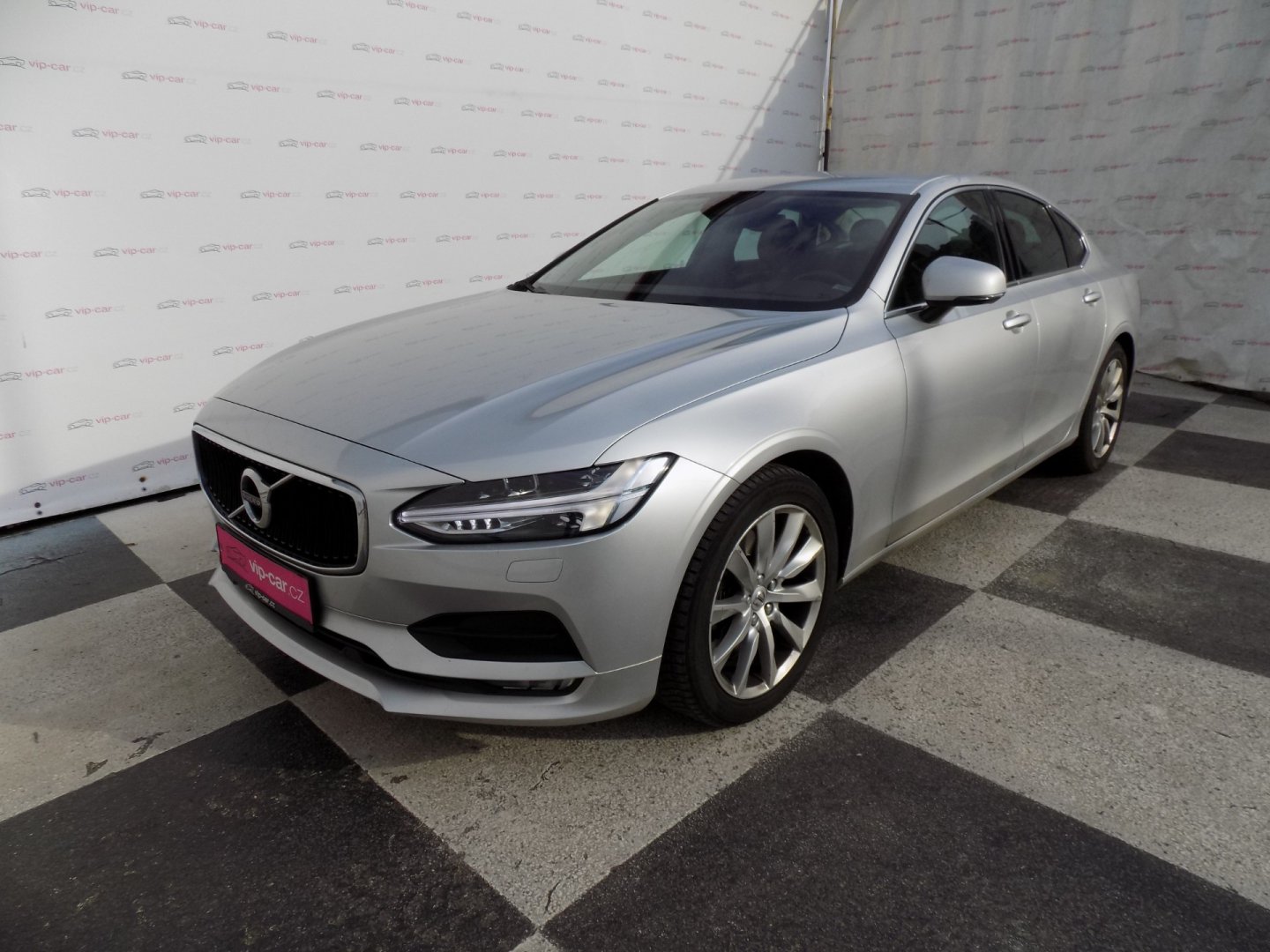 Volvo S90 2.0T4/Momentum/Full-LED/