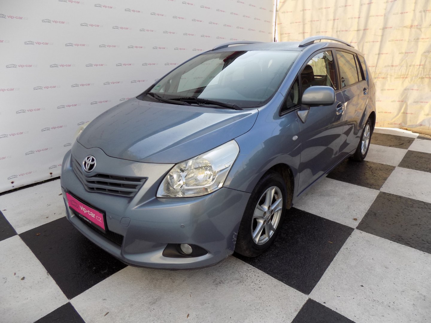 Toyota Verso 2.0 D-4D/1.Maj.ČR/keyless-go/