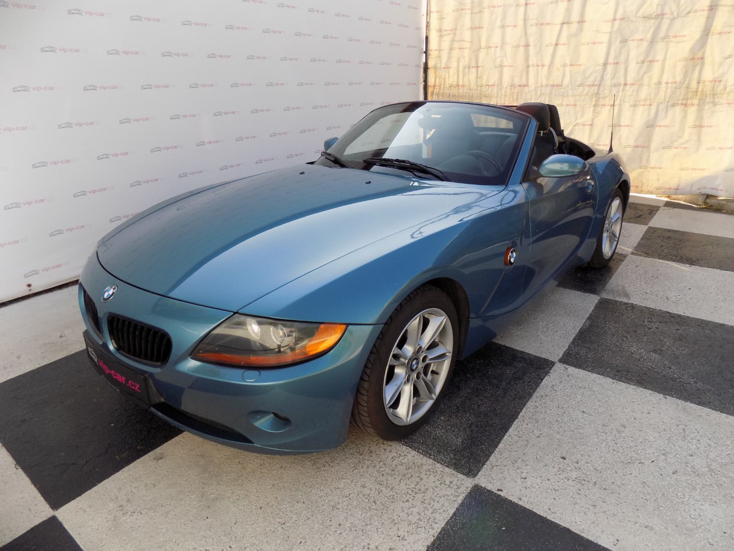 BMW Z4 2.5i/el.střecha/klima/xenon/