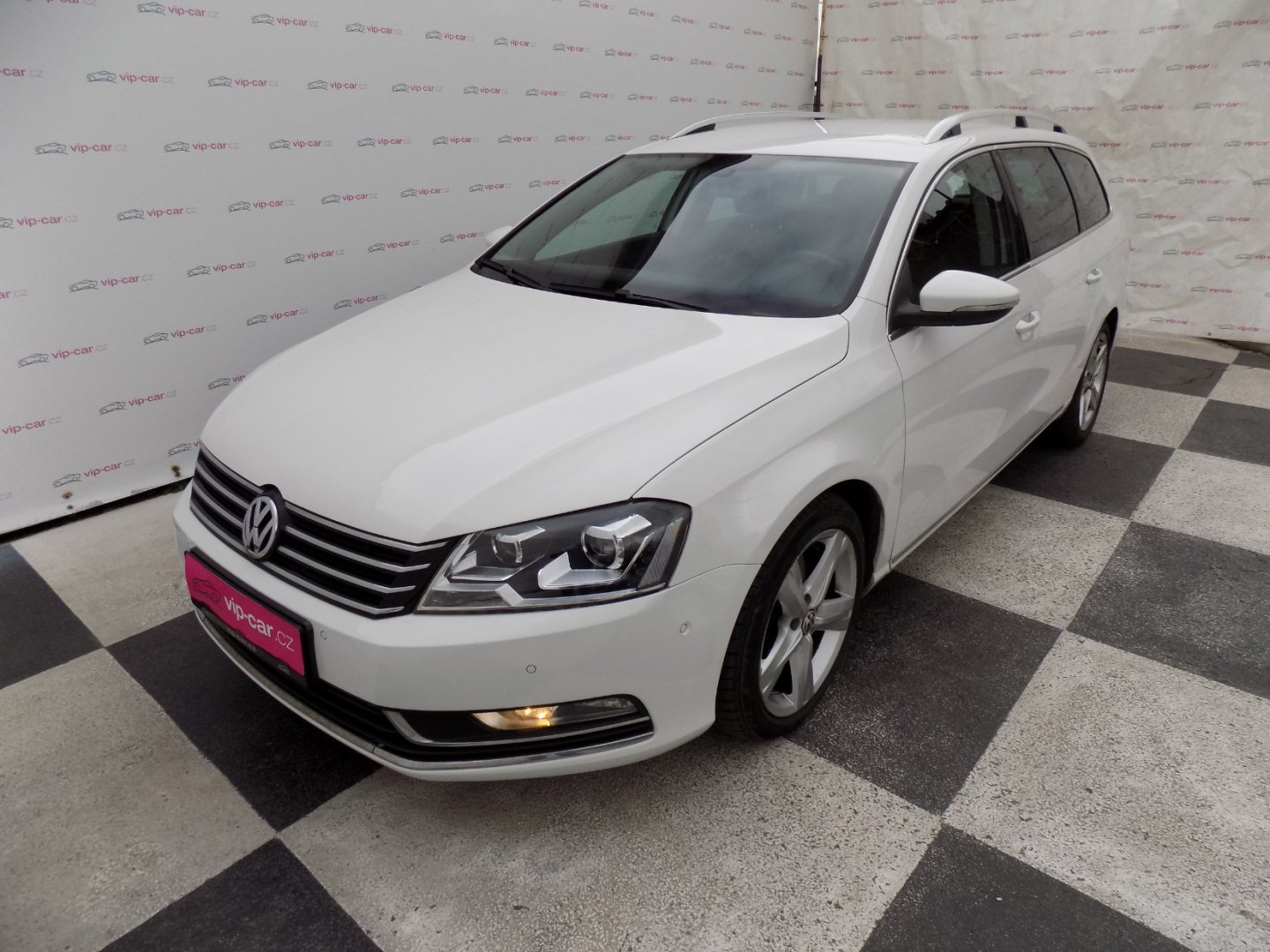 Volkswagen Passat 2,0 TDI Highline/DSG/Kůže/