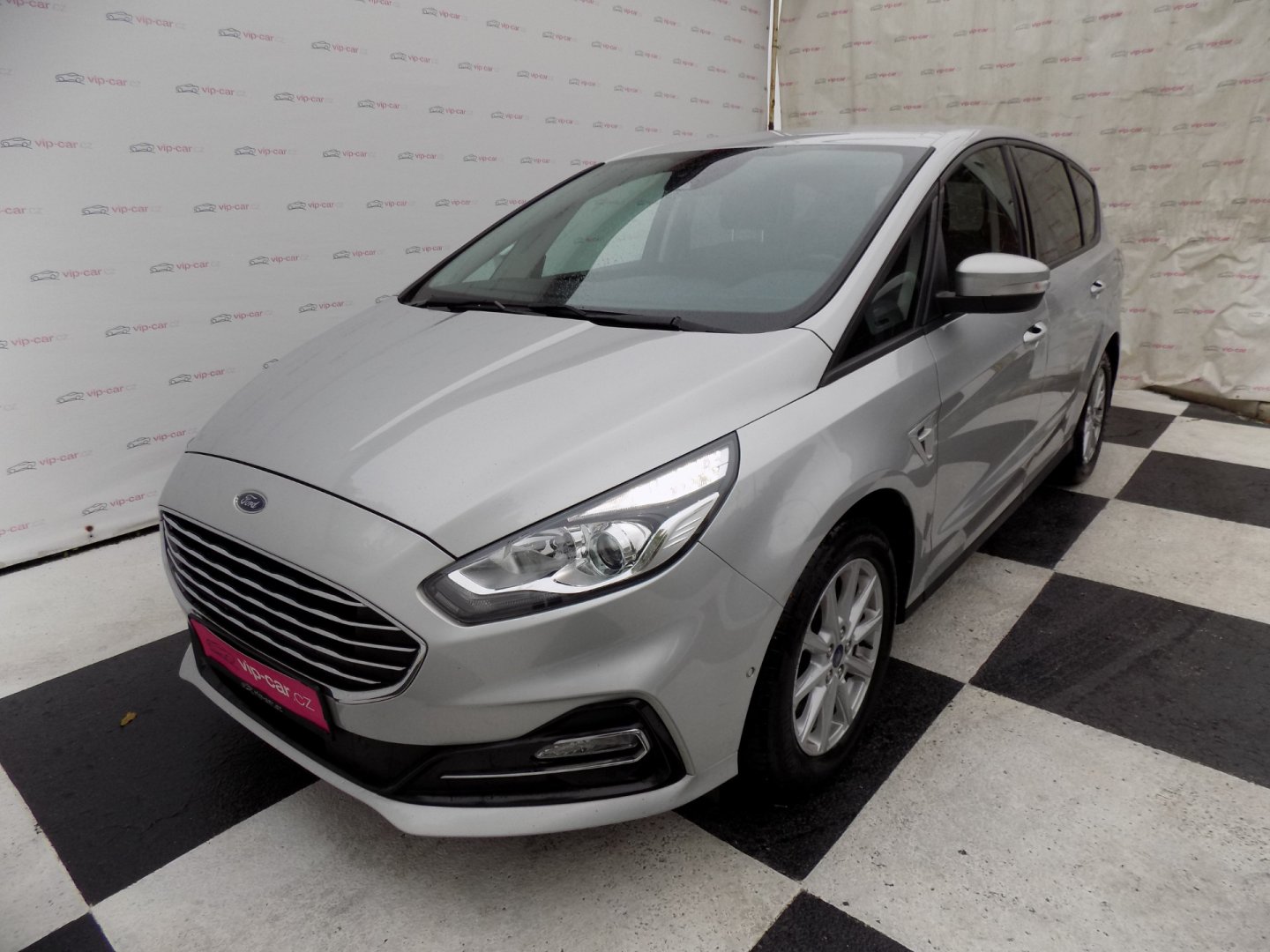 Ford S-MAX 2.0TDCi/NAVI/7.Míst/LED/