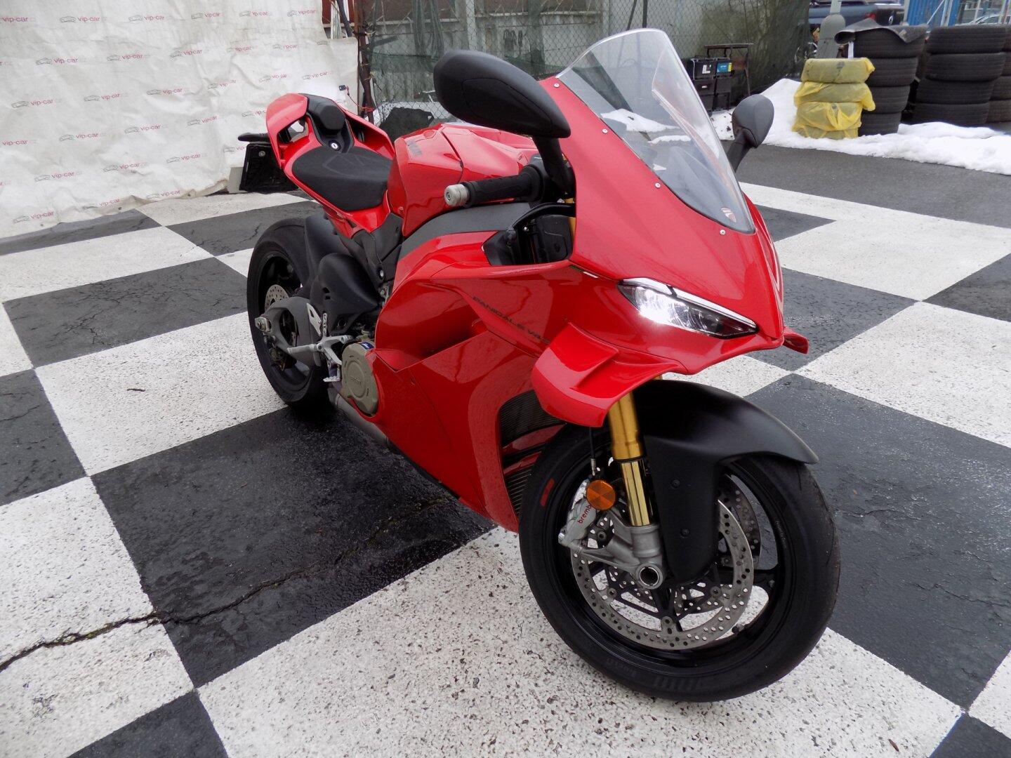 Ducati Panigale V4 S 1.Majitel ČR/TOP-Stav/DPH/