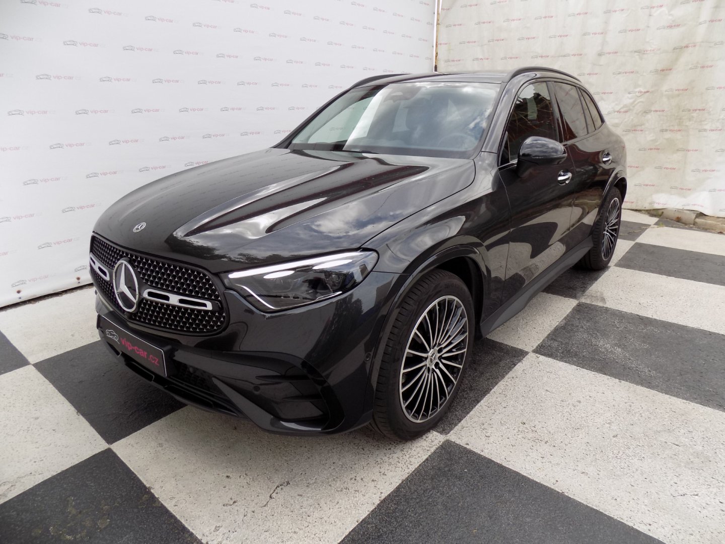 Mercedes-Benz GLC 220d/AMG-Line/1.Maj.ČR/LED/
