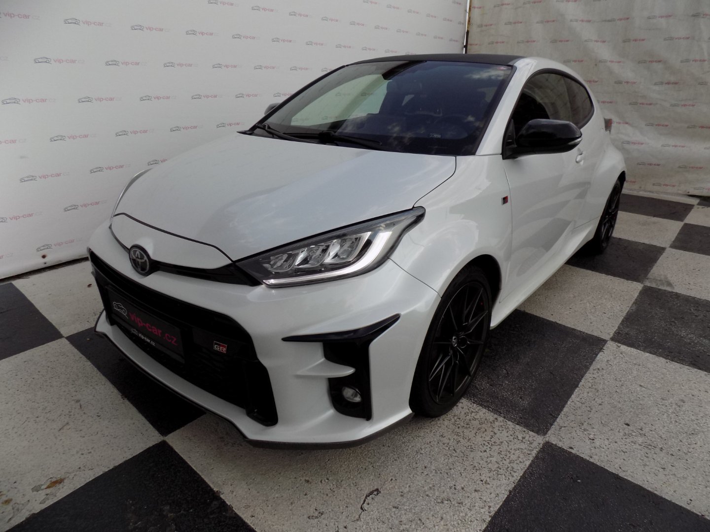 Toyota GR Yaris 1.6i/16V/FOUR/AWD/LED/ČR/