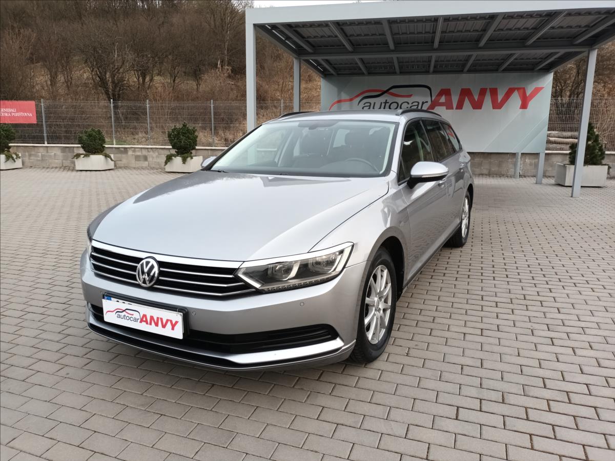 Volkswagen Passat 2,0 TDI,110KW,MANUÁL,NAVI,