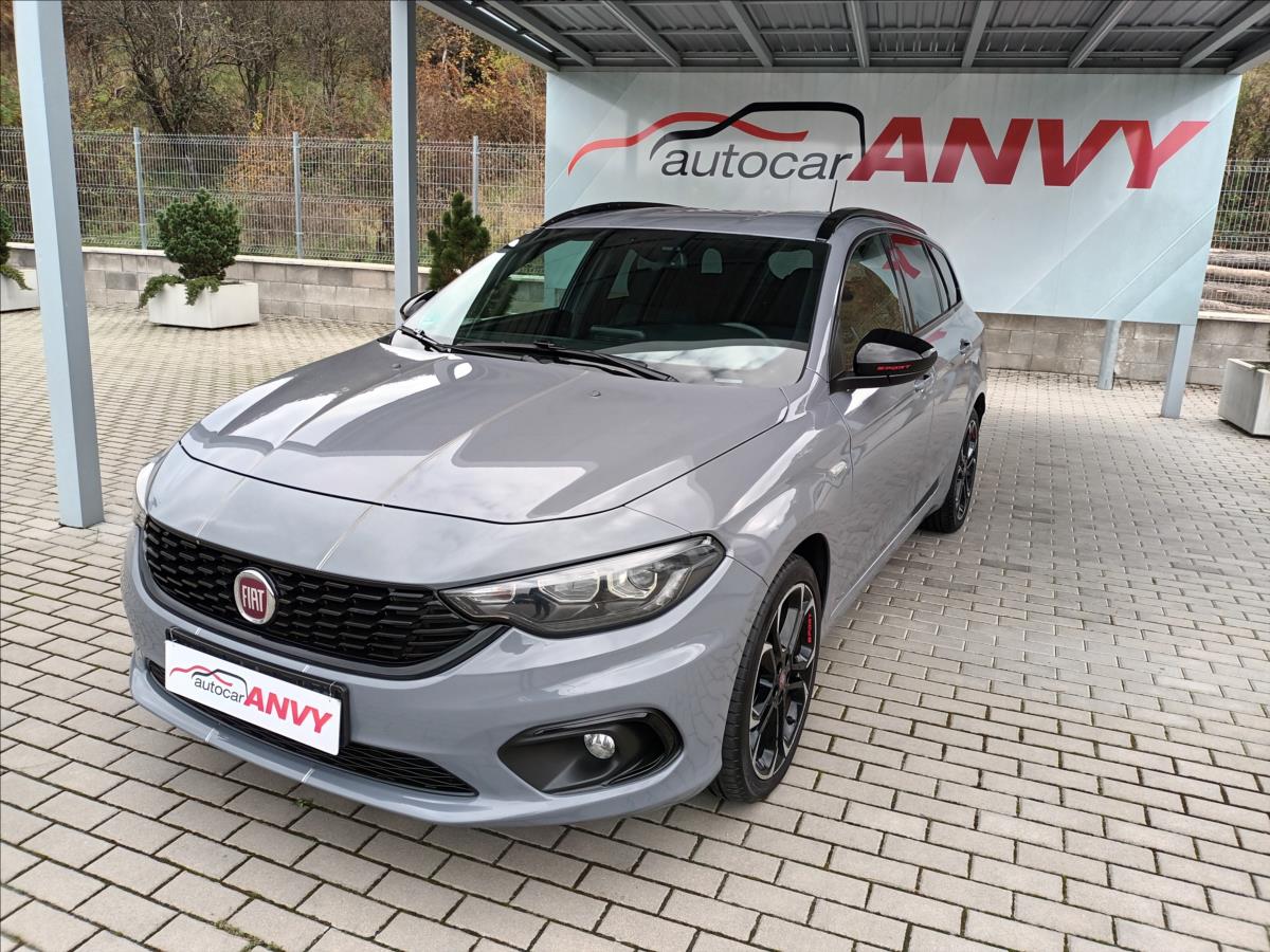 Fiat Tipo 1,6 MJT,KLIMA,NAVI,VÝHŘEV