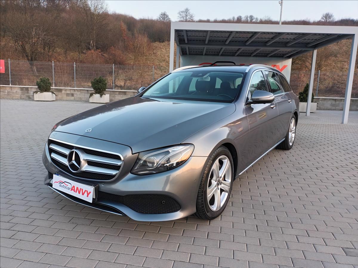 Mercedes-Benz Třídy E 3,0 E 350d,TAŽNÉ,KOLA,SERVIS