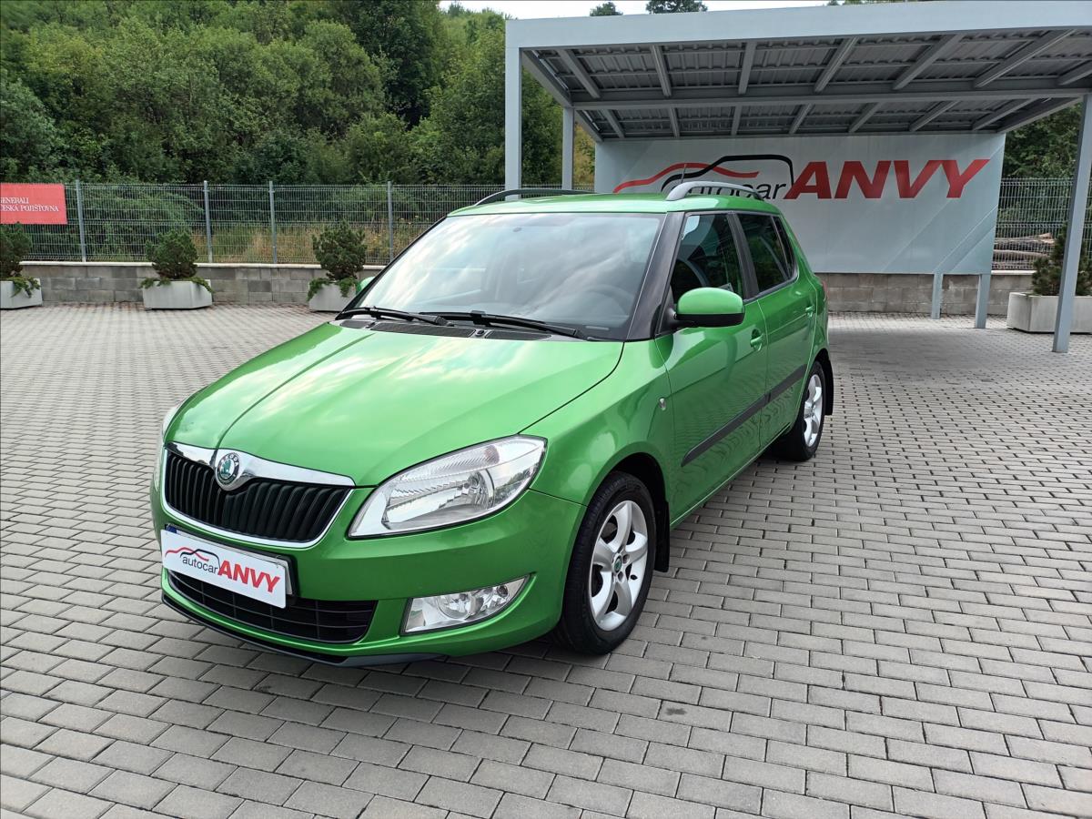 Škoda Fabia 1,2 TSI,KLIMA,TZ,VÝHŘEV,KOLA