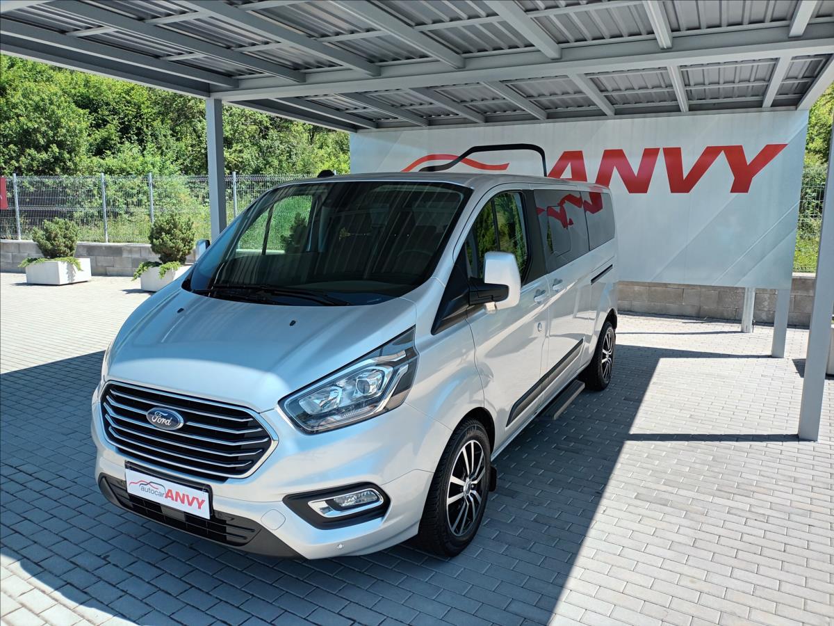 Ford Tourneo Custom 2,0 TDCI,96KW,L2H1,9MÍST,TAŽNÉ