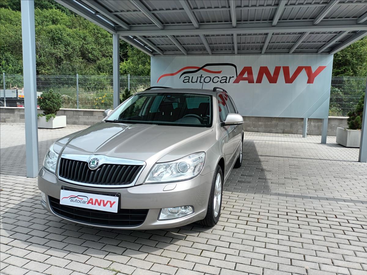 Škoda Octavia 1,4 TSI,,AMBIENTE,NOVÝ MOTOR