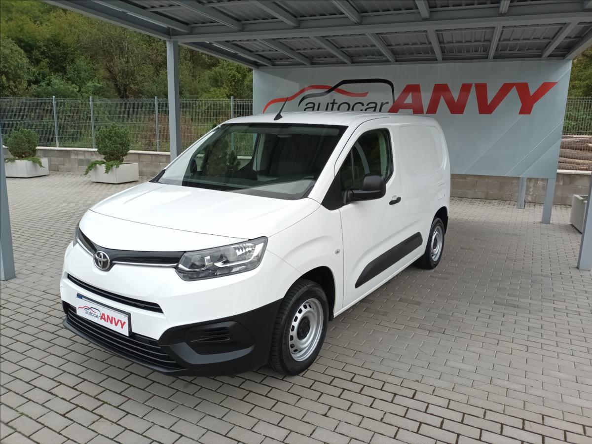 Toyota ProAce 1,5 ČR,1MAJ,SERVISKA,KOLA CIT