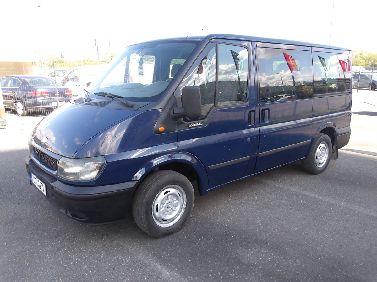 Ford Transit 2,0TDCi TOURNEO 9 MÍST !