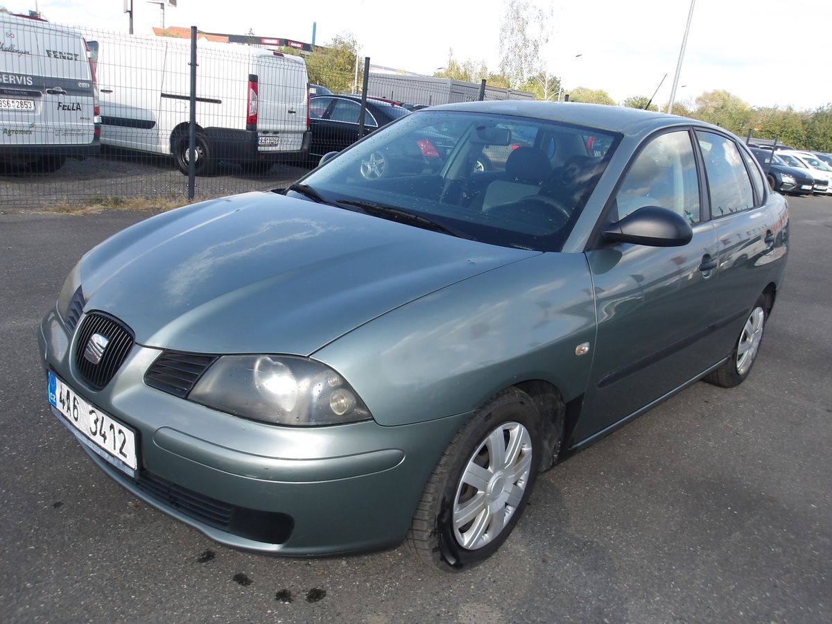 Seat Cordoba 1,2i ČR 2.MAJITEL !