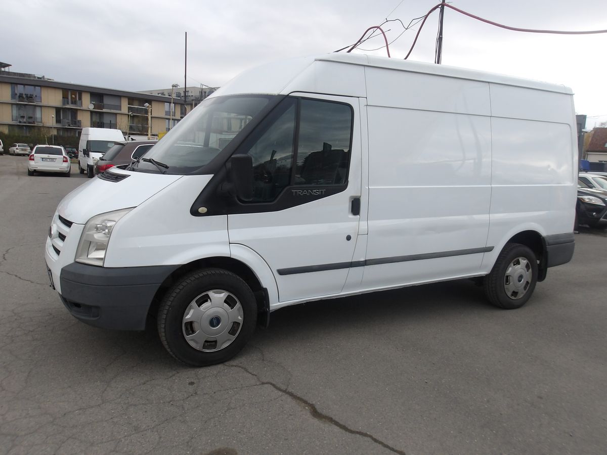 Ford Transit 2,2TDCi ČR 1.MAJITEL !