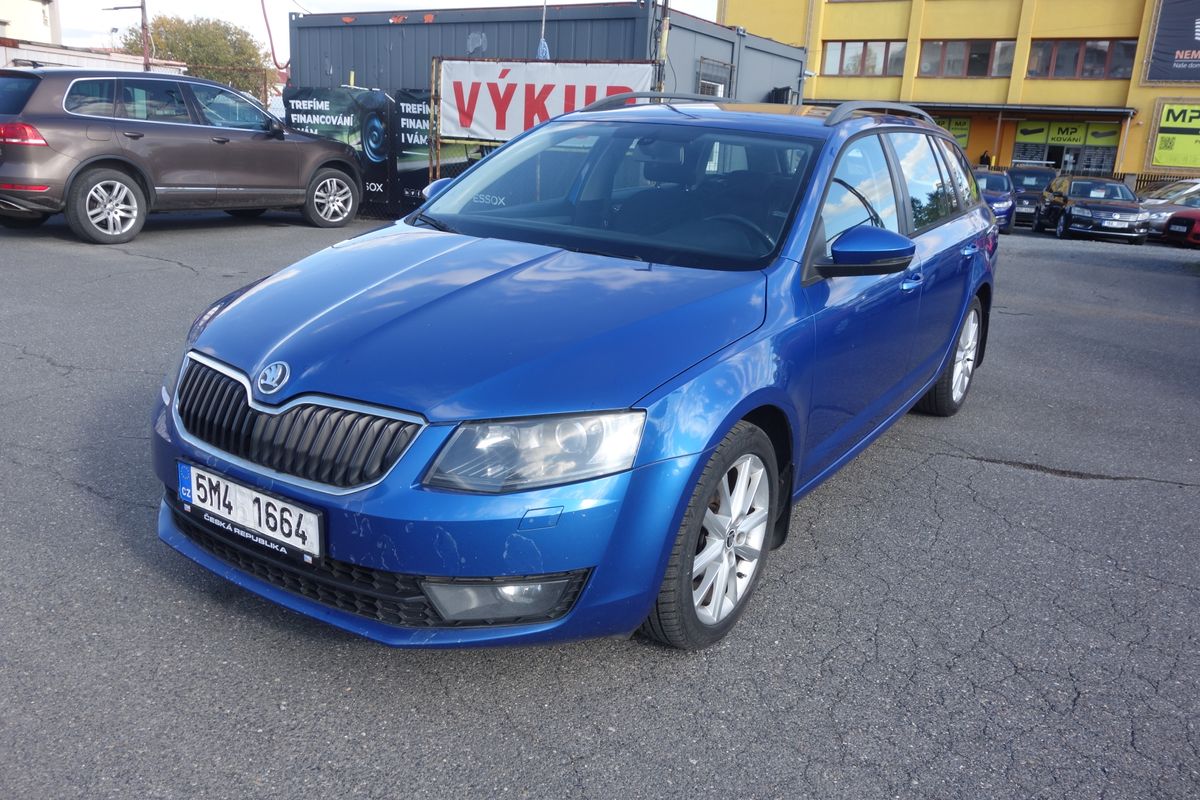 Škoda Octavia 2,0TDi DSG 2.MAJITEL !