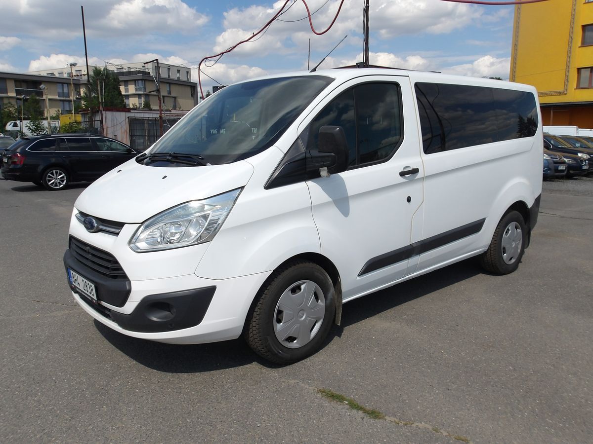 Ford Transit 2,2TDCi 8 míst !! Po rozvodech