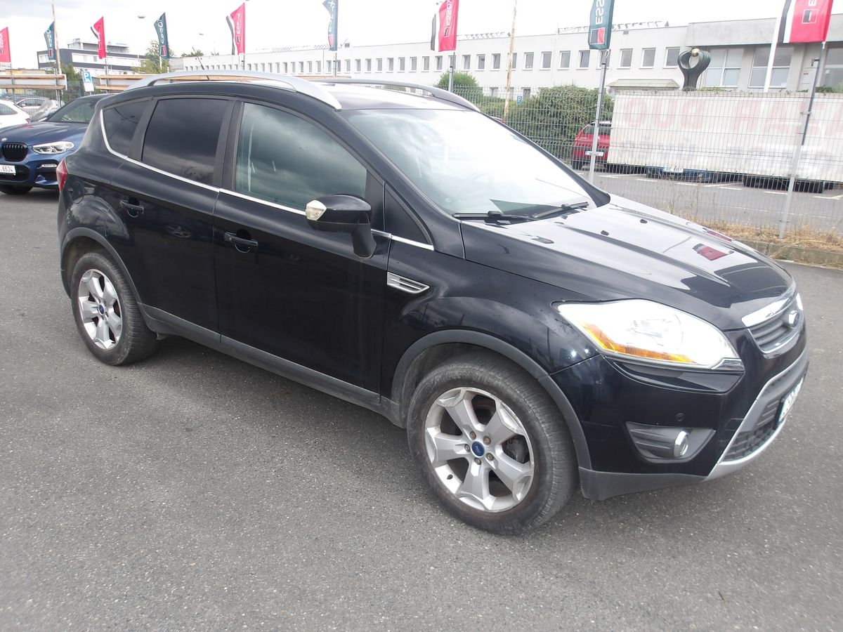 Ford Kuga 2,0TDCi TITANIUM Aut. 4x4!