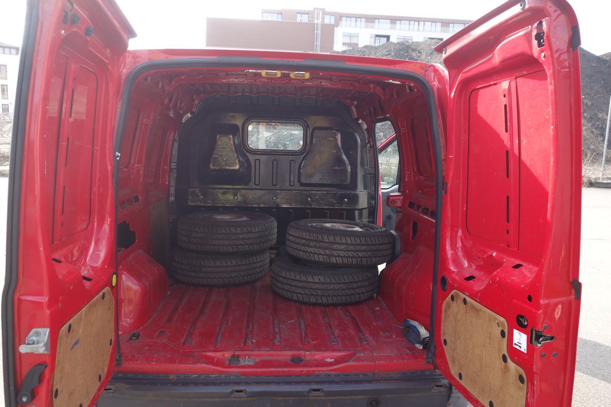 Ford Transit Connect 1.8 TDDI 200 SWB 2xKOLA !