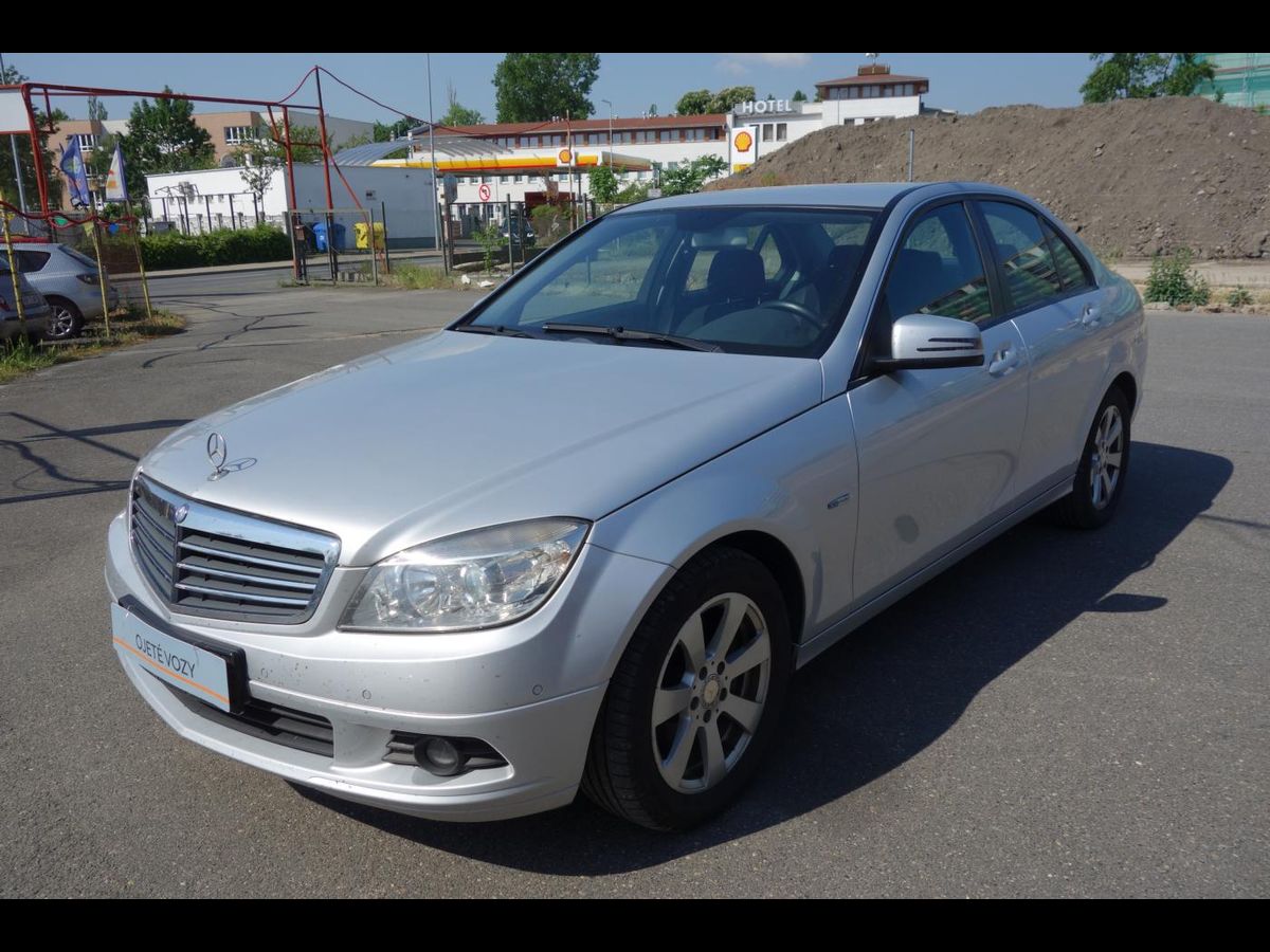 Mercedes-Benz Třídy C 200 CDi 100 kW Servisováno !