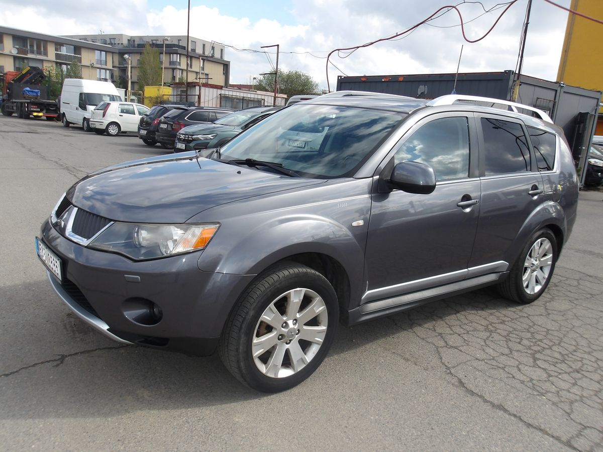 Mitsubishi Outlander 2,3i LPG+BENZIN AUTOMAT !!!