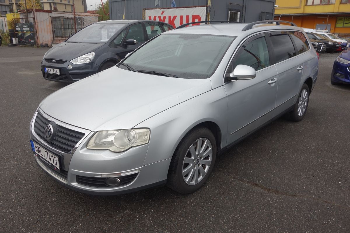 Volkswagen Passat 2,0TDi 103kW VELMI DOBRÝ !