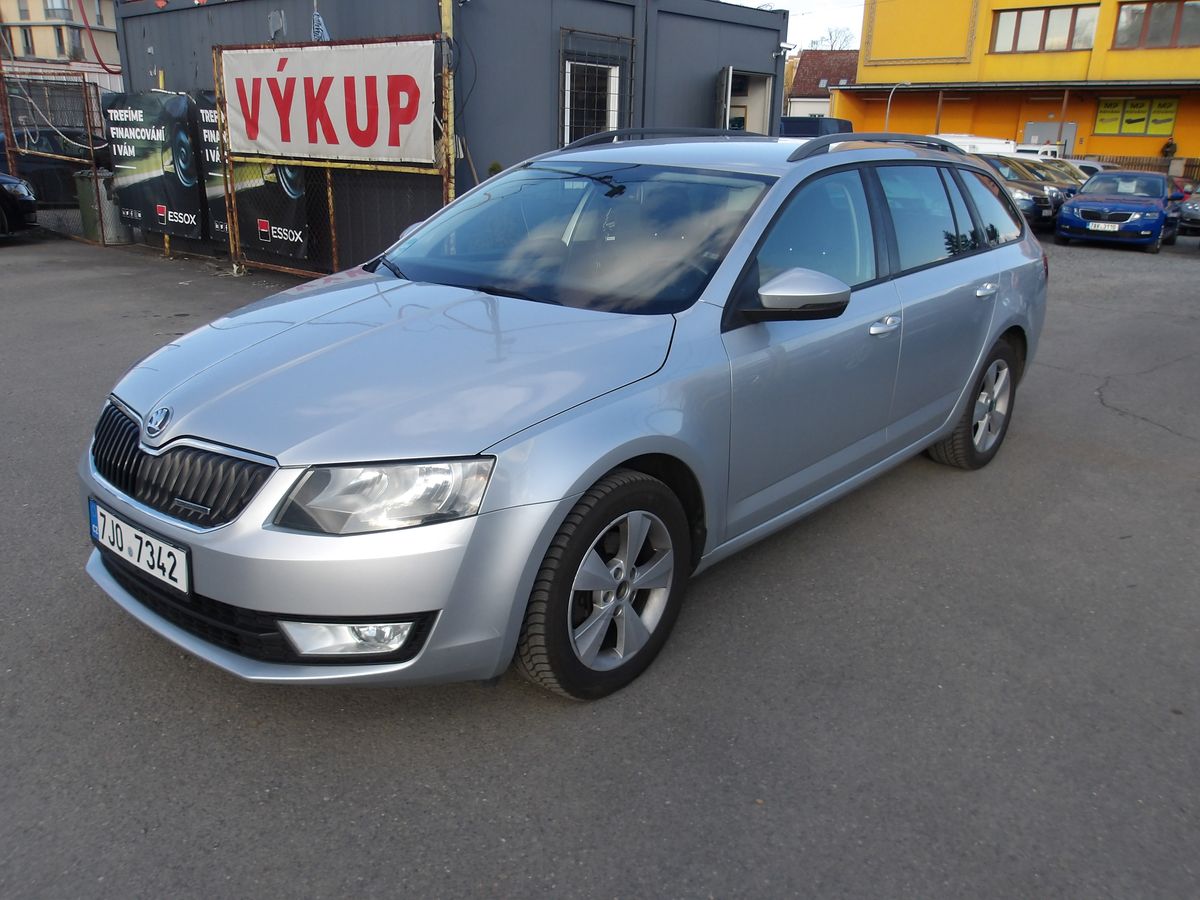 Škoda Octavia 1,6TDi 81kW Serv.kn!2xkola!