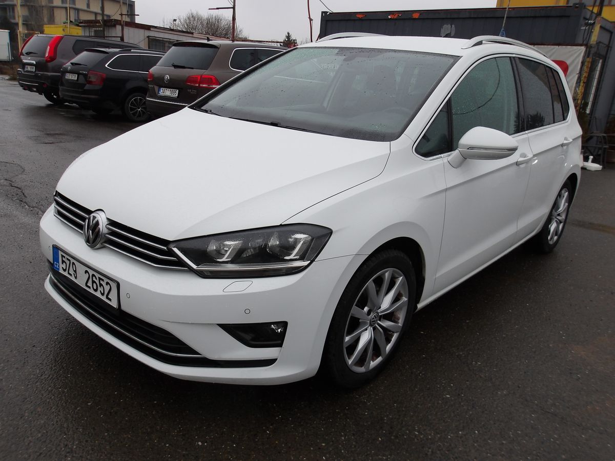 Volkswagen Touran 2,0TDi ČR AUT.DSG ! Serv.kn!