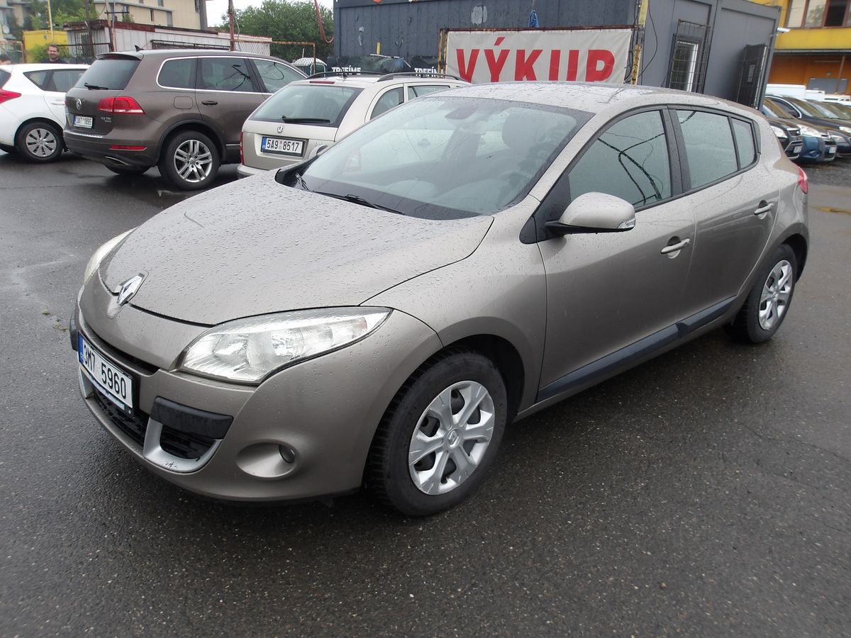 Renault Mégane 1,6i 74kW Pěkný !!