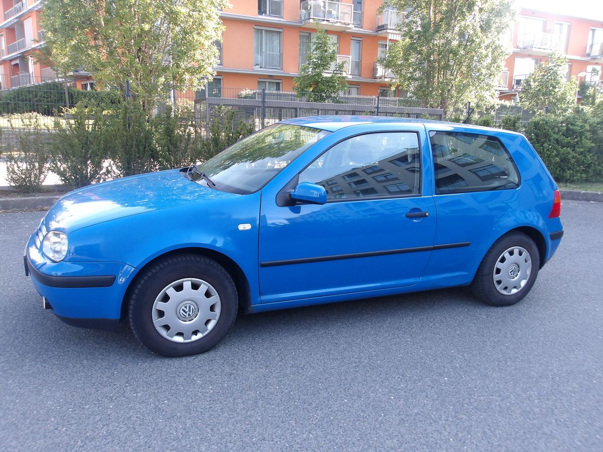 Volkswagen Golf 1,4i NAJ.179000km !