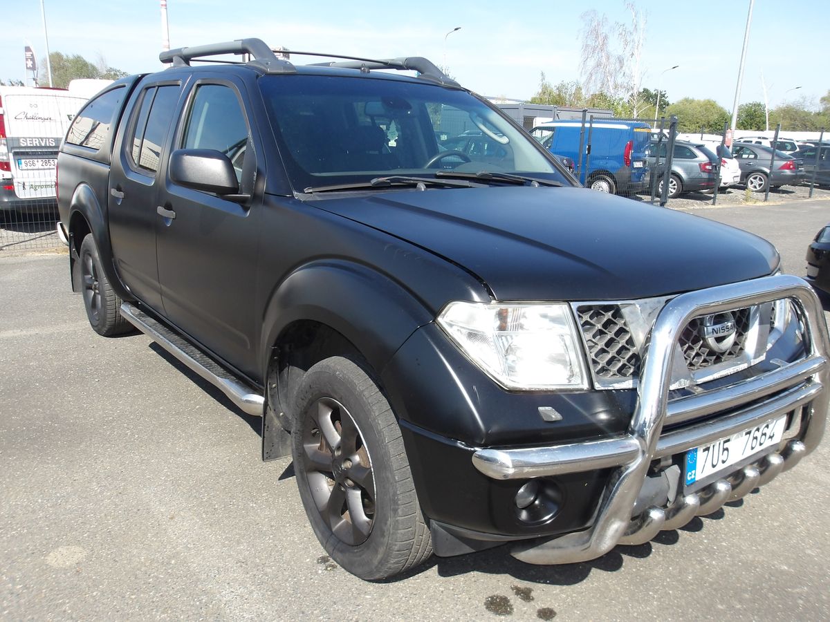 Nissan 2,5TDCi 4x4 NAJ.200000km !