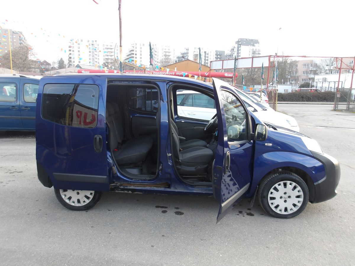 Peugeot 1,4HDi 5 MÍST !