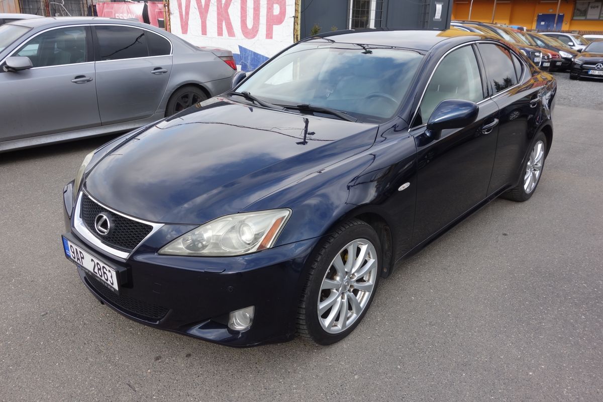 Lexus IS 220 2,2D 130kW Pěkný
