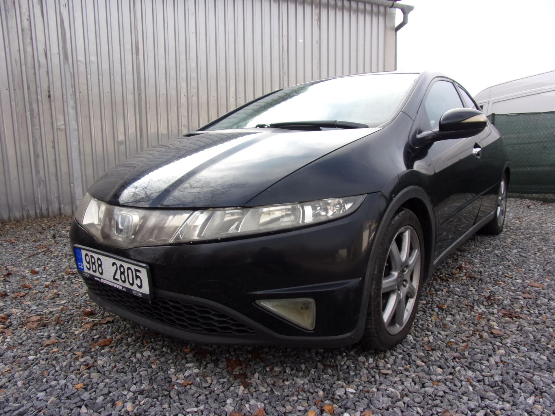 Honda Civic 2.2i-CTDi 103kW DVĚ SADY KOL