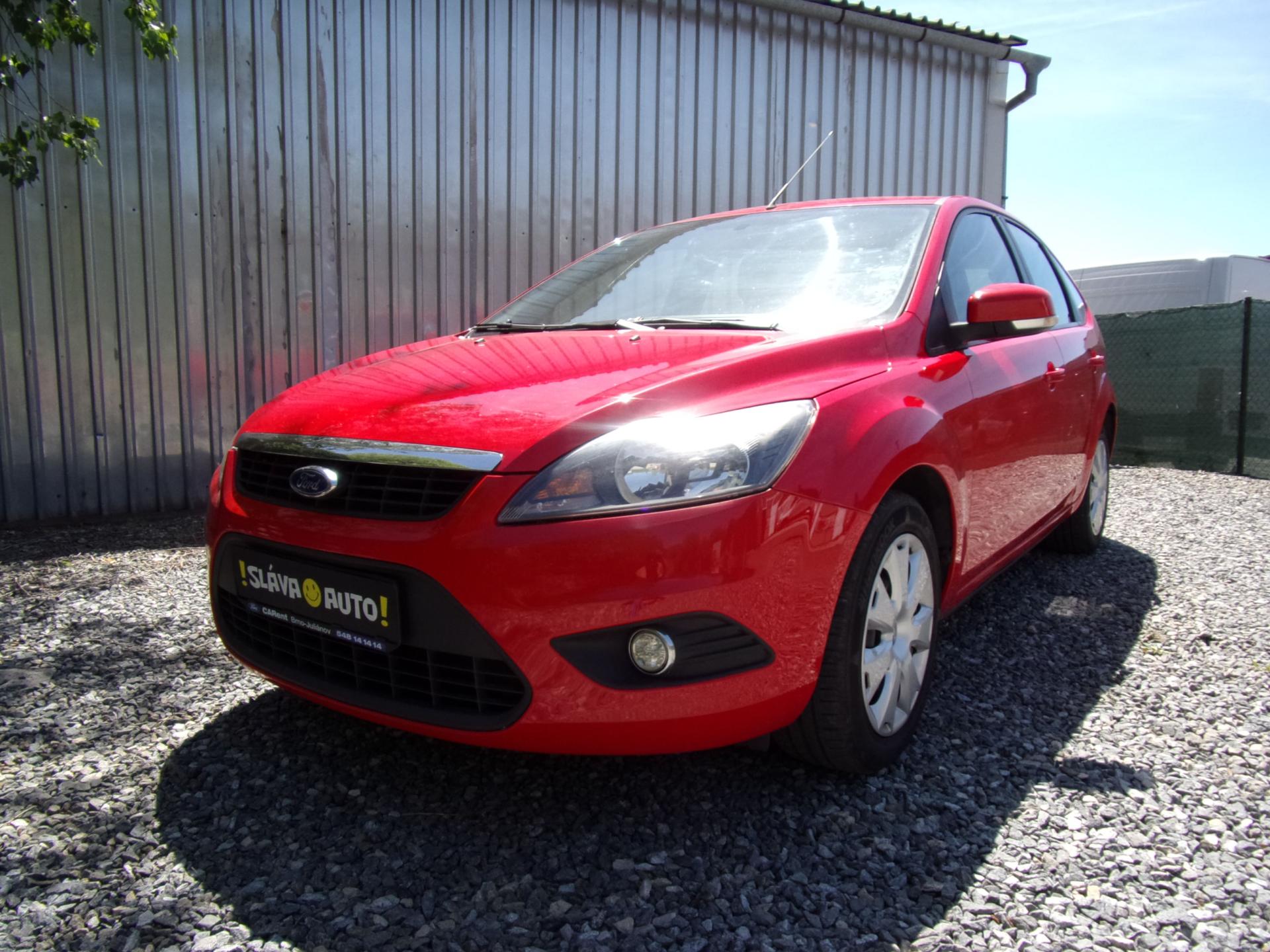 Ford Focus 1.6i74kW ATTRACTIVE PO SERVISU