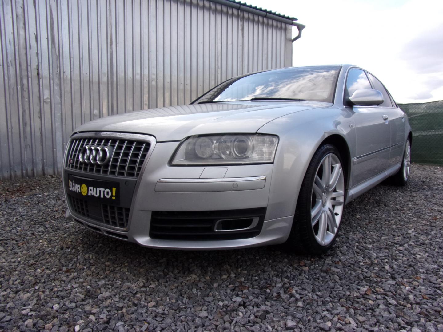 Audi S8 5.2V10 331kW CERAMIC 212000KM