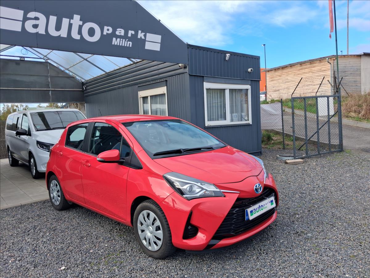 Toyota Yaris 1,5 Hybrid, ČR